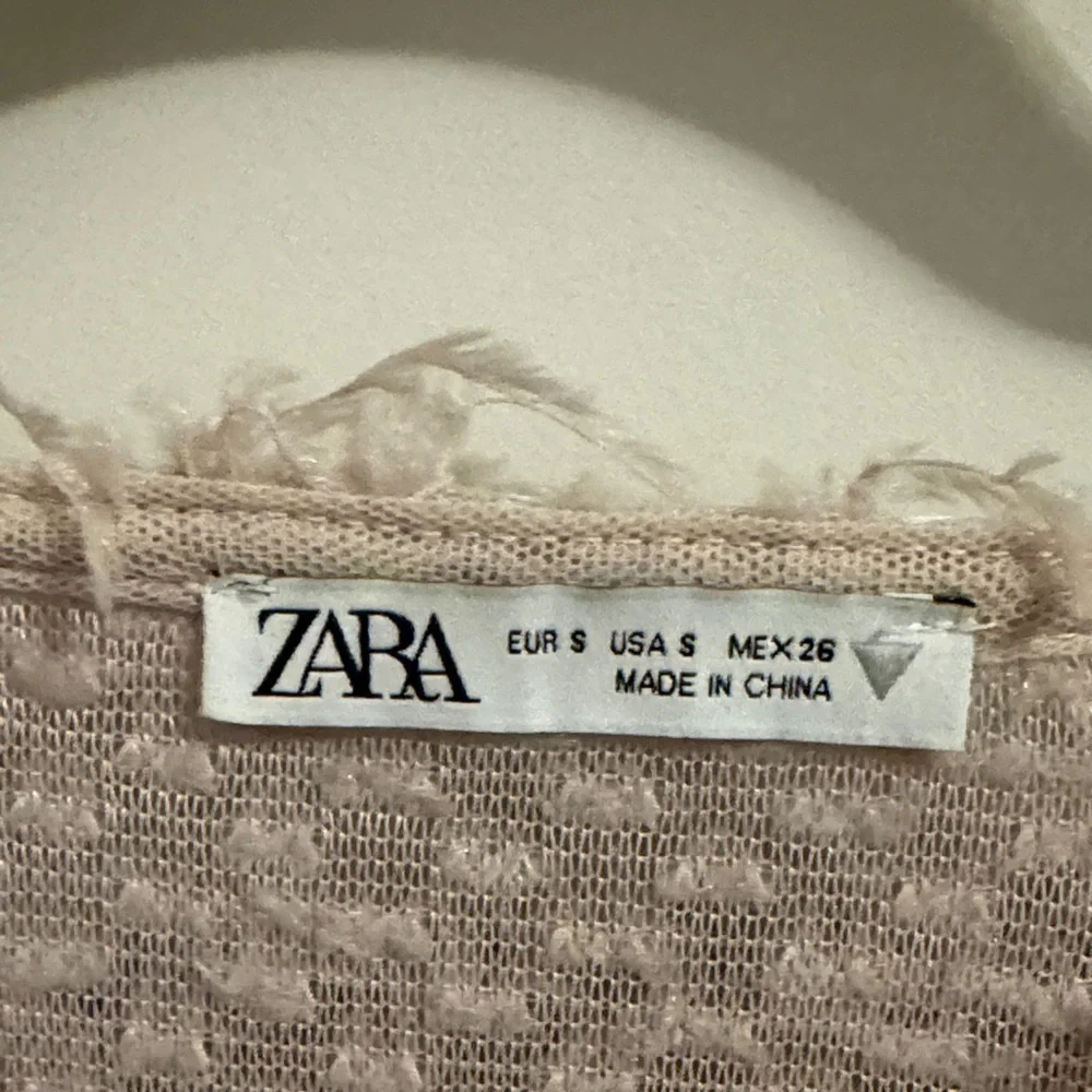 Zara Soft Pink Textured Sweater - Picture 2 of 2
